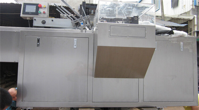 up-close photo of carton packing machine automatic blister c