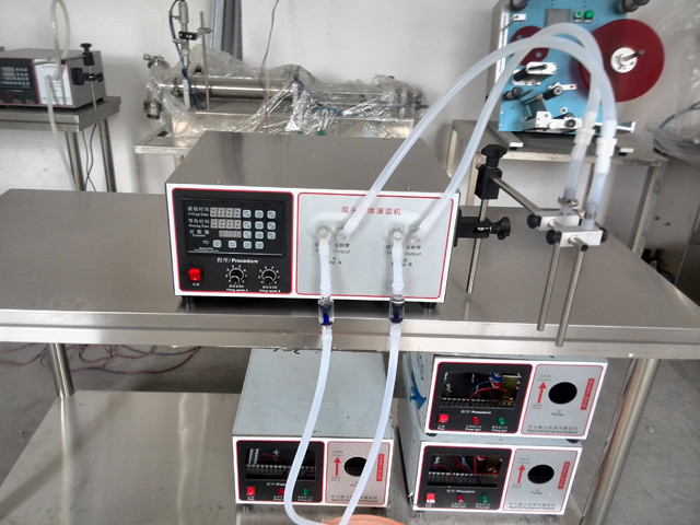 YX-II semi auto magnetic pump filling machines for corrosive