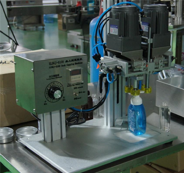 full view of benchtop screw capping machines.jpg