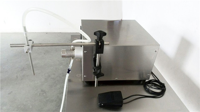 side view of YX-I magnetic pump semi automatic liquid filler