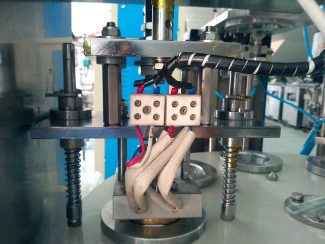details of Rotary cups filling sealing machine.jpg