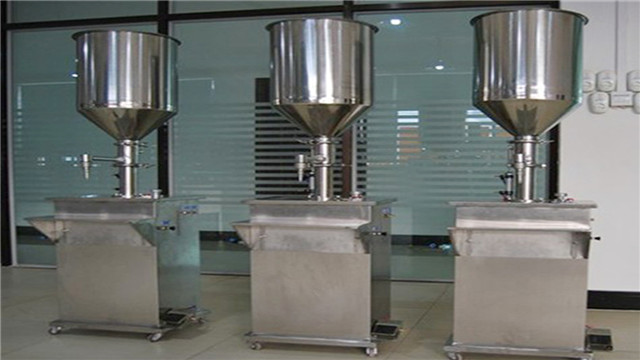 2000ml Vertical filling machine with double heads cream filler equipment semi automatic filling machine