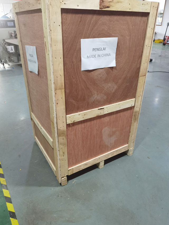 wooden case packing for rolling labeler (2).jpg