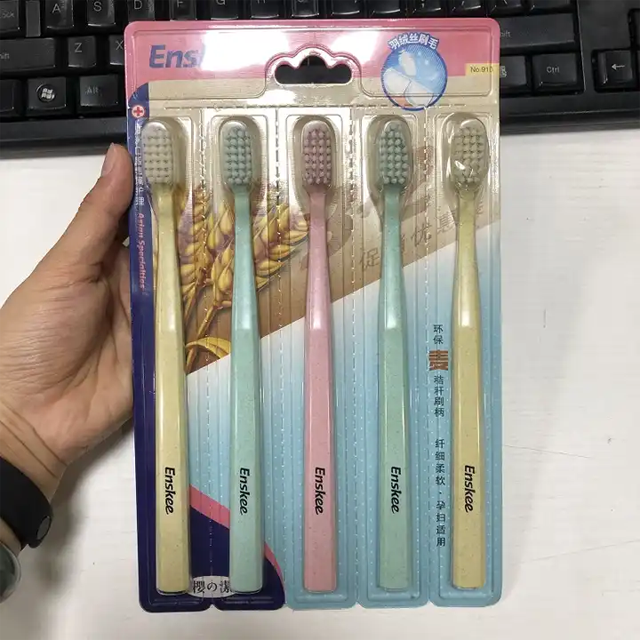 packaging of toothbrushes.png