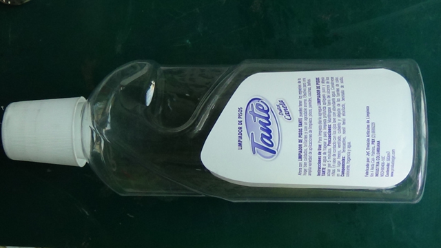 final products for oval bottle labeller.jpg